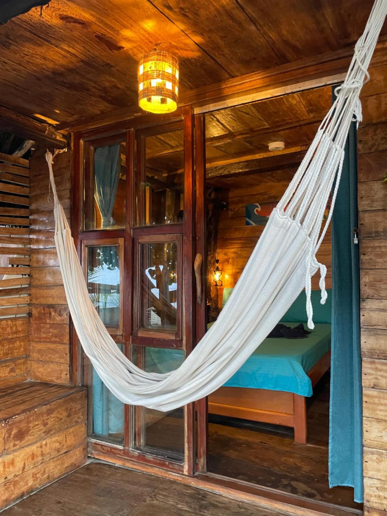 Chill And Surf Mendihuaca Hotel Guachaca Exterior photo