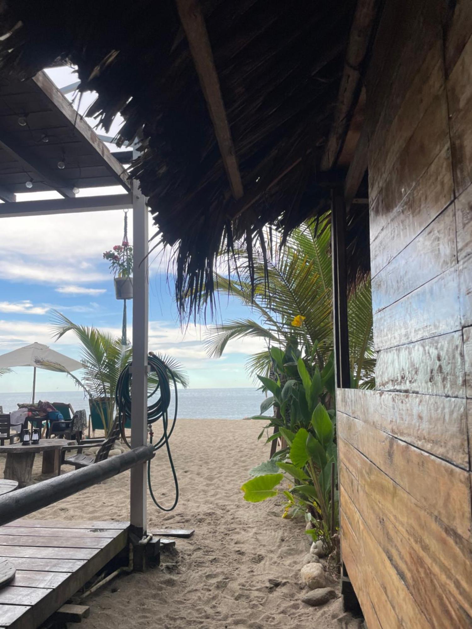 Chill And Surf Mendihuaca Hotel Guachaca Exterior photo